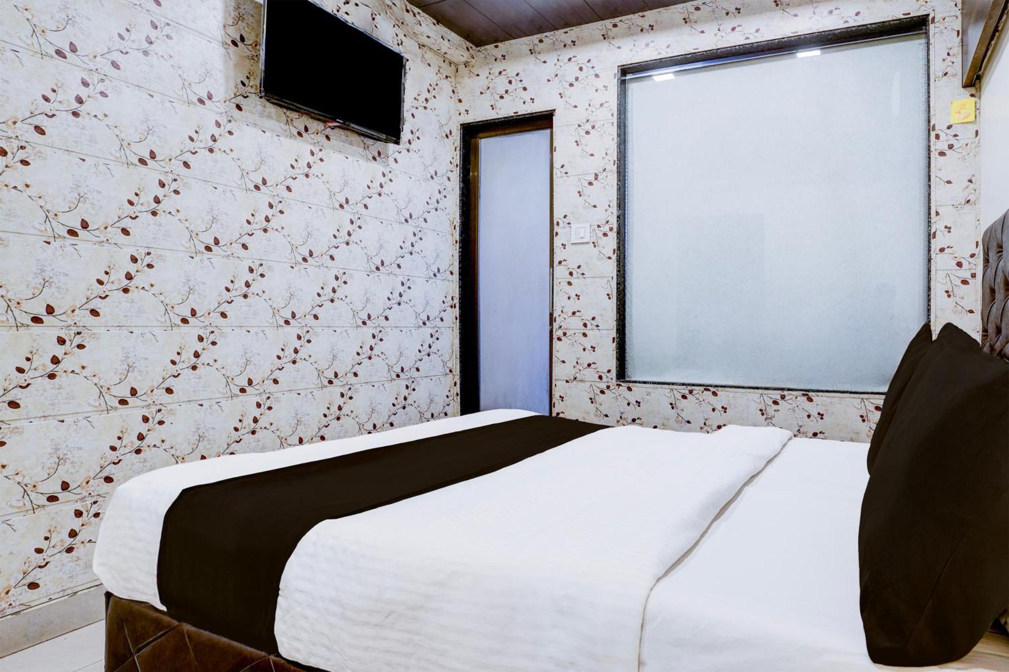 Super Collection O Thane Formerly Dove Residency Kolshet Ngoại thất bức ảnh